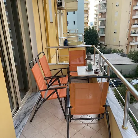 Flora 公寓 Vlorë