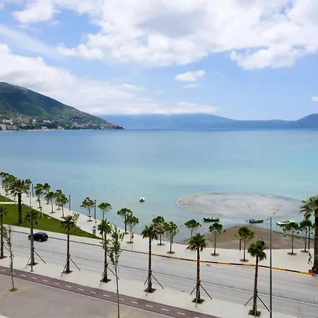 Flora Апартаменты *