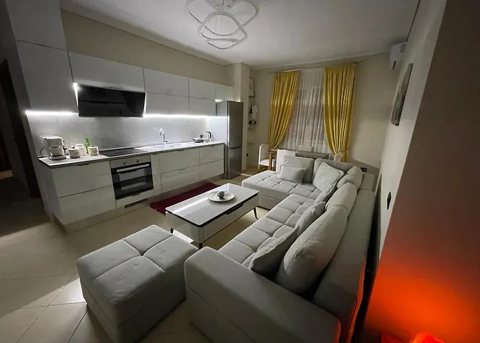 Flora Апартаменты *